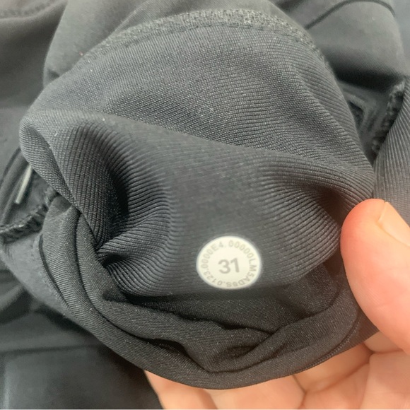 Lululemon ABC Pants Mens 31 x 29 Black Classic Golf Chino Casual Warpstreme - Picture 3 of 9